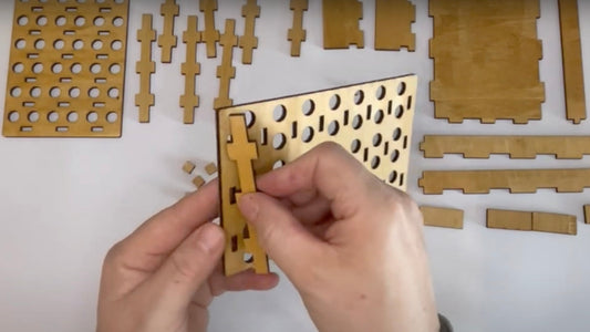 Four in a Row Game – Assembly Instructions